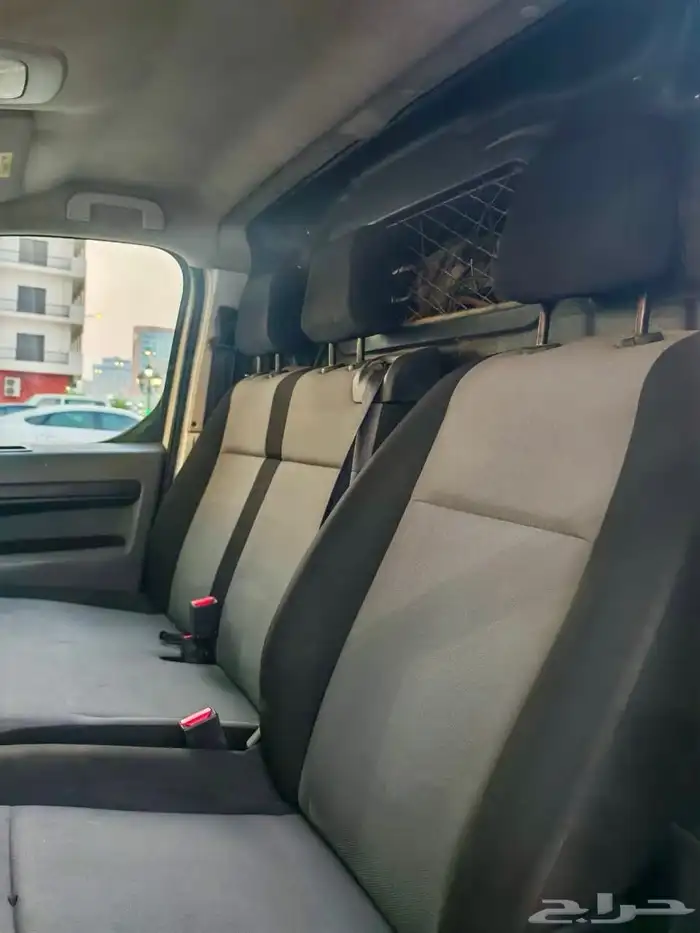 بيجو اكسبيرت 2018 ديزل مخزن كاش او اقساط 52