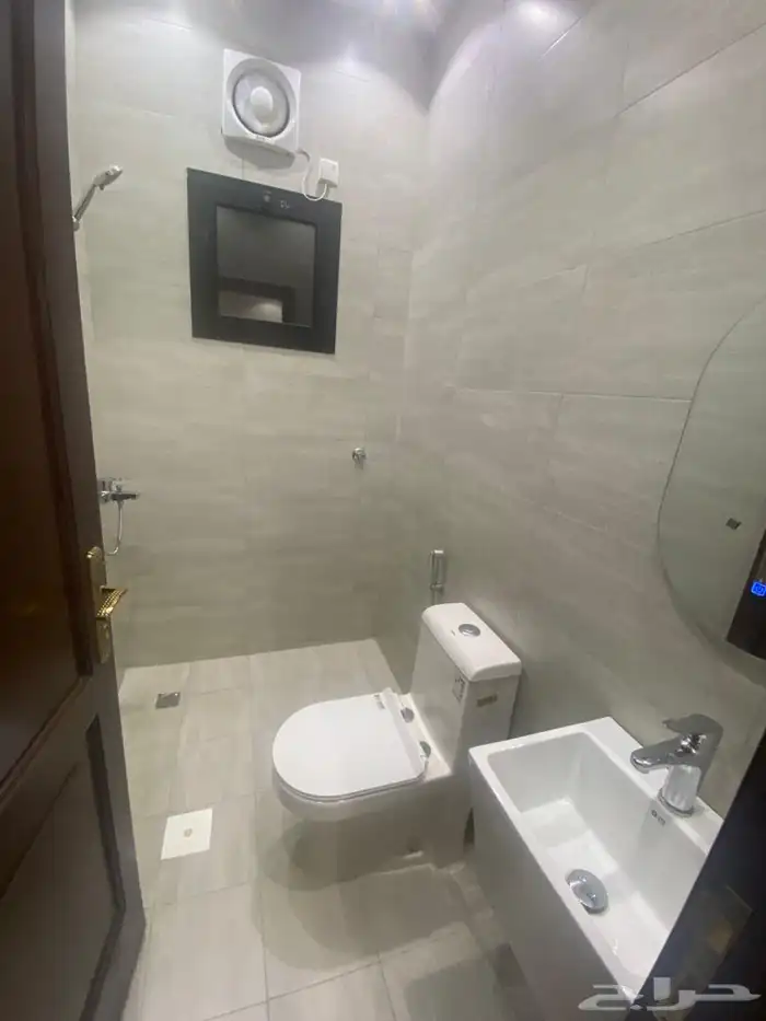 شقة مفروشة لإيجار الشهري غرفتين وصالة 7