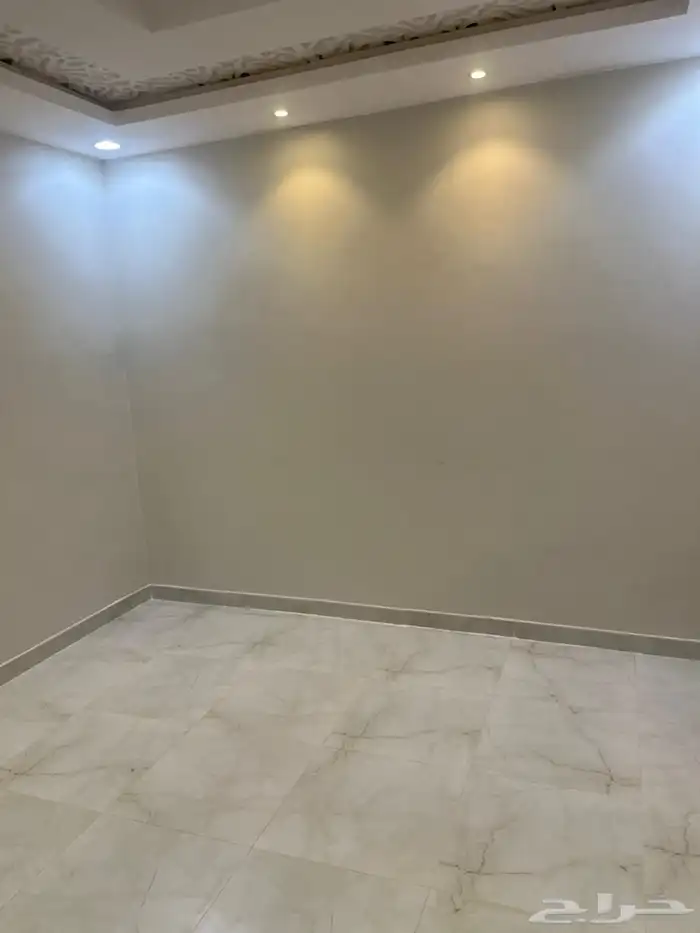 شقة للاجار في حي الغروب 0