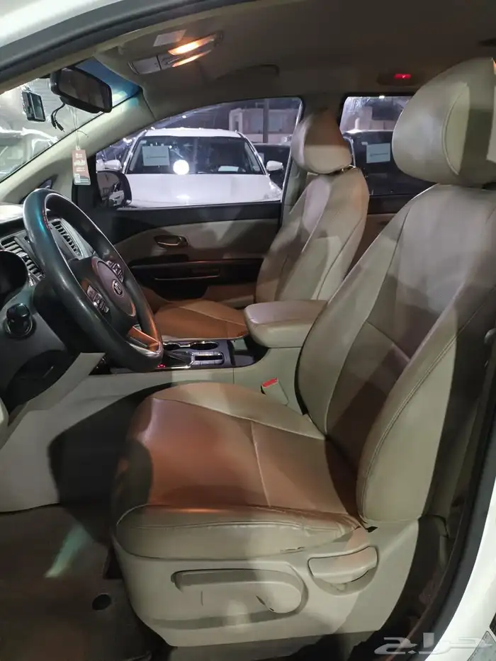 كيا كارنيفال ابيض 2019 ديزل بطاقة جمركية وارد كوريا 6