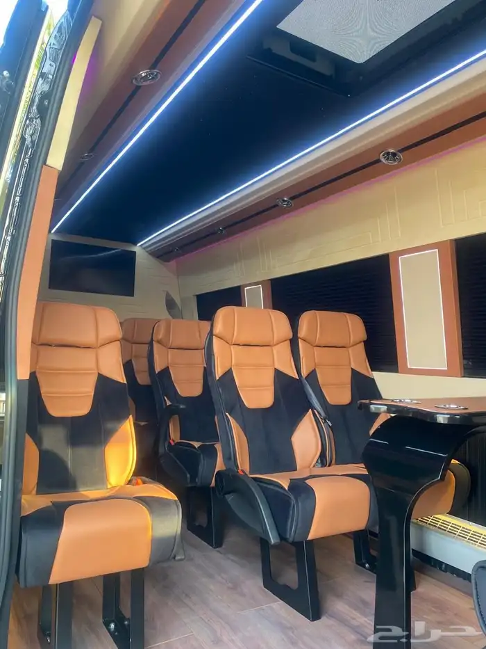 مرسيدس بنز سبرينتر 2025 8