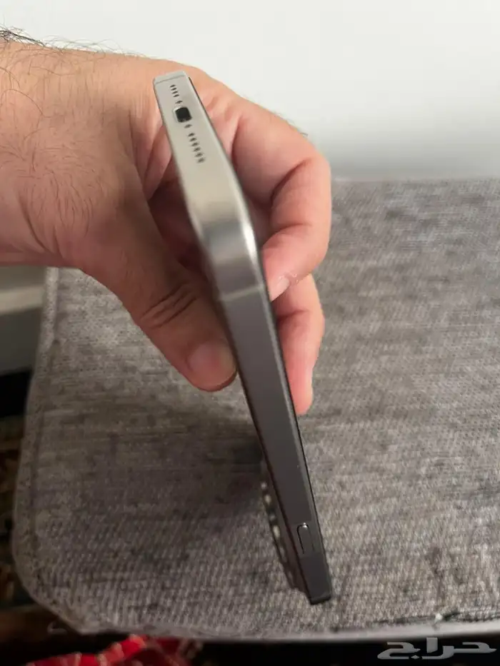 للبيع أيفون 15 برو ماكس 5