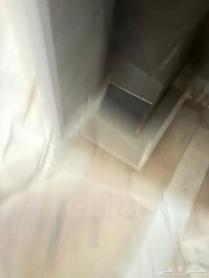 للبيع اثاث مكتبي 18