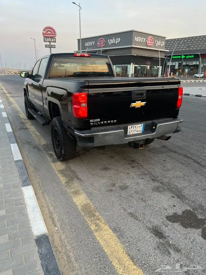 سلفرادو 2500 HD 6 لتر 2015 غمارتين ممشى قليل نسبيا 6