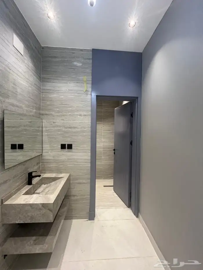 فلل فاخرة للبيع بحي الروضة ابو عريش 18