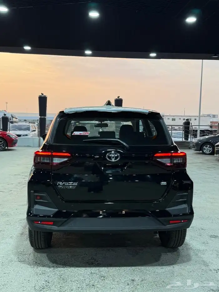 تويوتا رايز عرض لرواتب 3000 ثلاث اقساط مجانيه 7