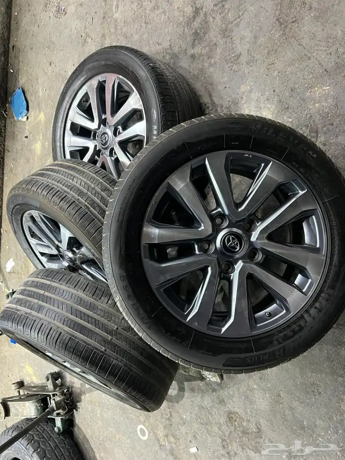 جنوط جيب لاند كروزر 2019 مع كفرات صيني 285.50.20 ت24 11