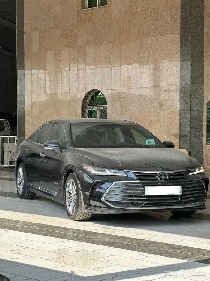 تويوتا افالون 2022 1