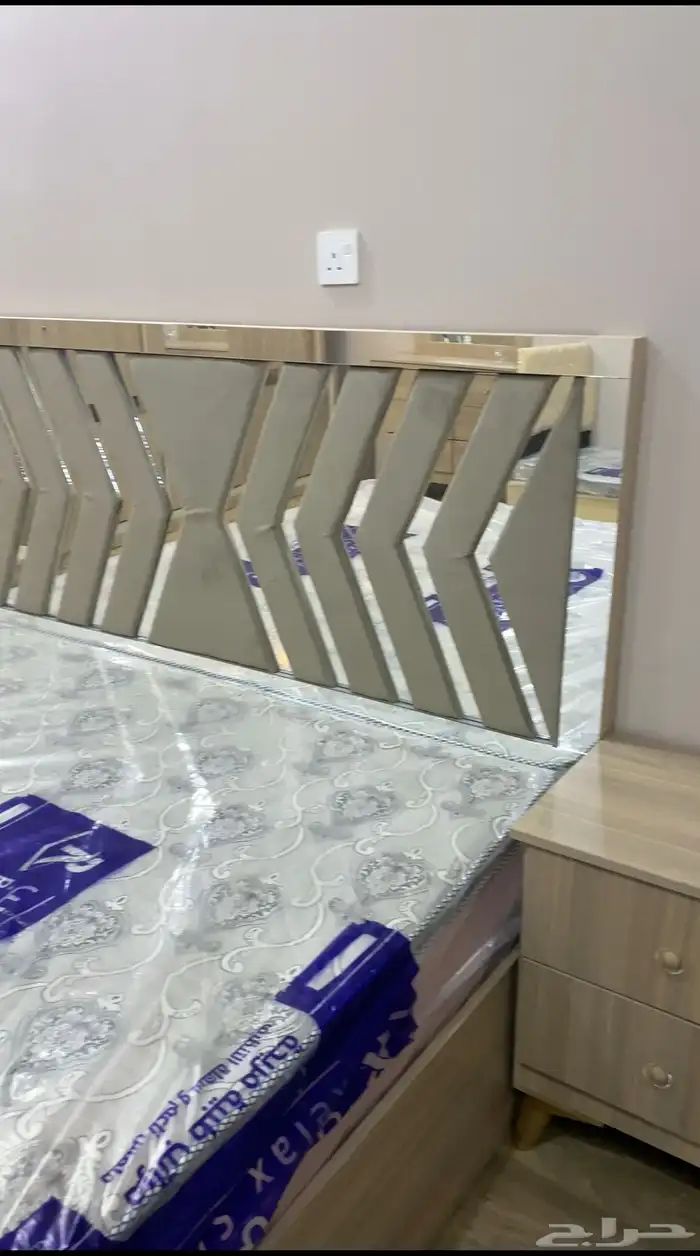 غرفة نوم للبيع 0