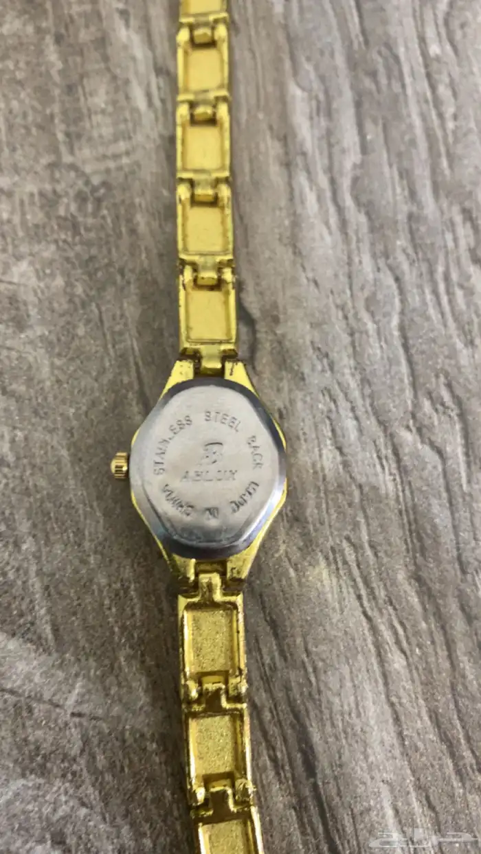 ساعه قديمه للبيع 3