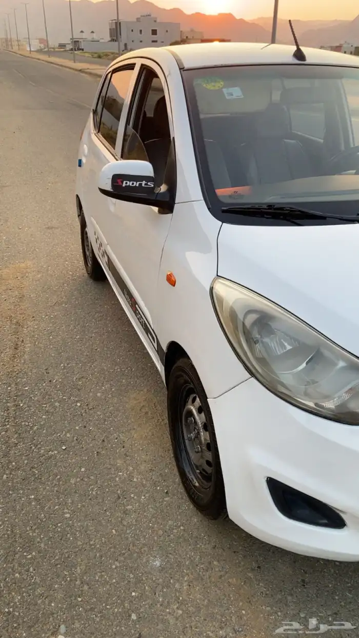 هوندايi10 للبيع للجادين محايل عسير2014 نظيفة جداا 9