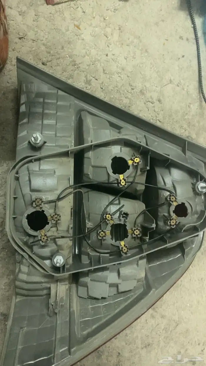 اغراض كورولا 2001-2007 و كامري 2001-2002 1