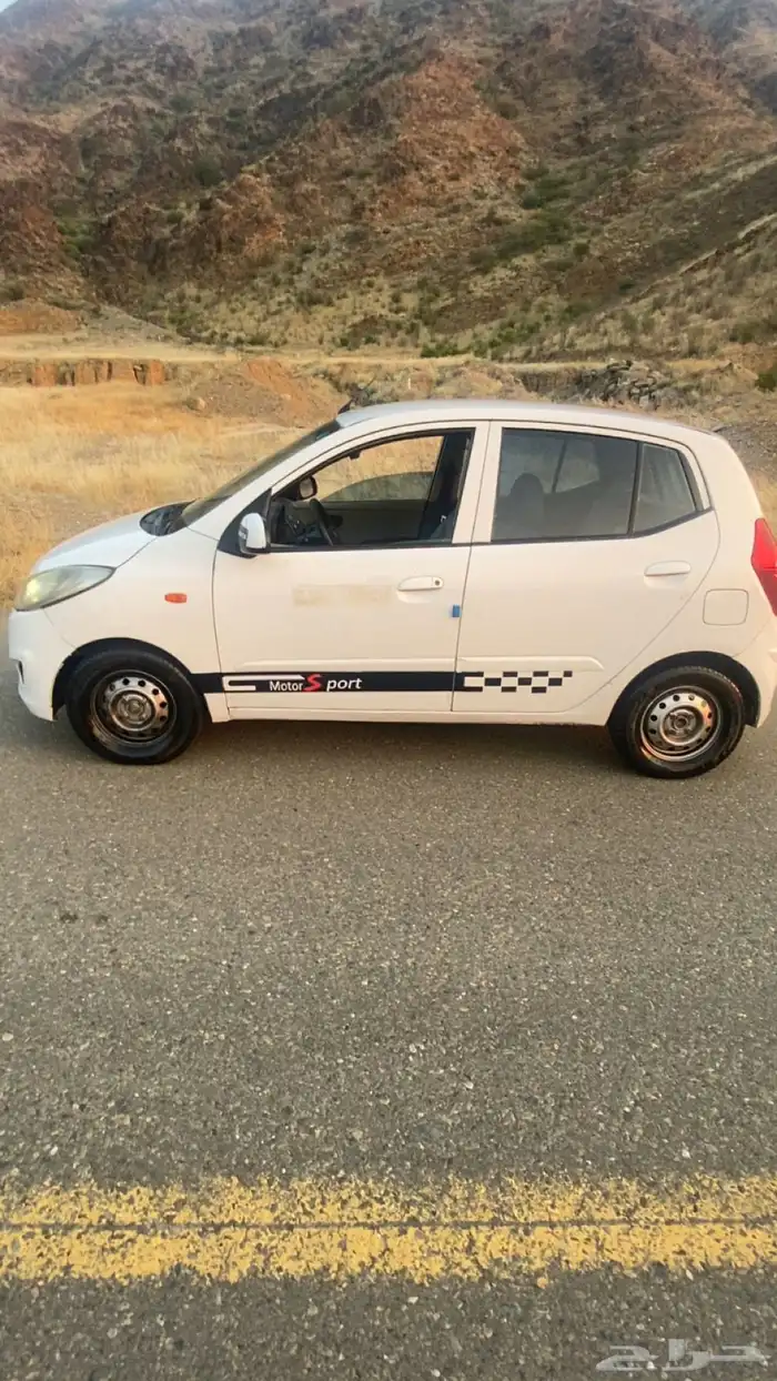 هوندايi10 للبيع للجادين محايل عسير2014 نظيفة جداا 5