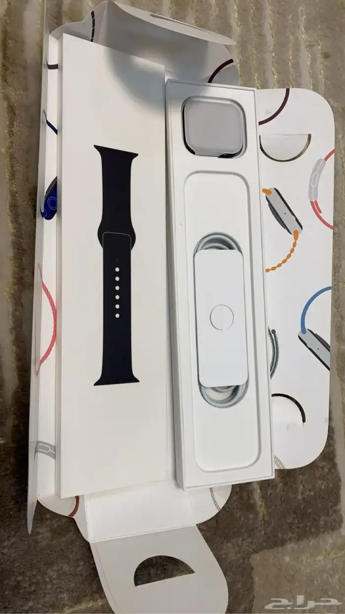 ساعة أبل الاصدار السادس ( جديدة ) للبيع 1