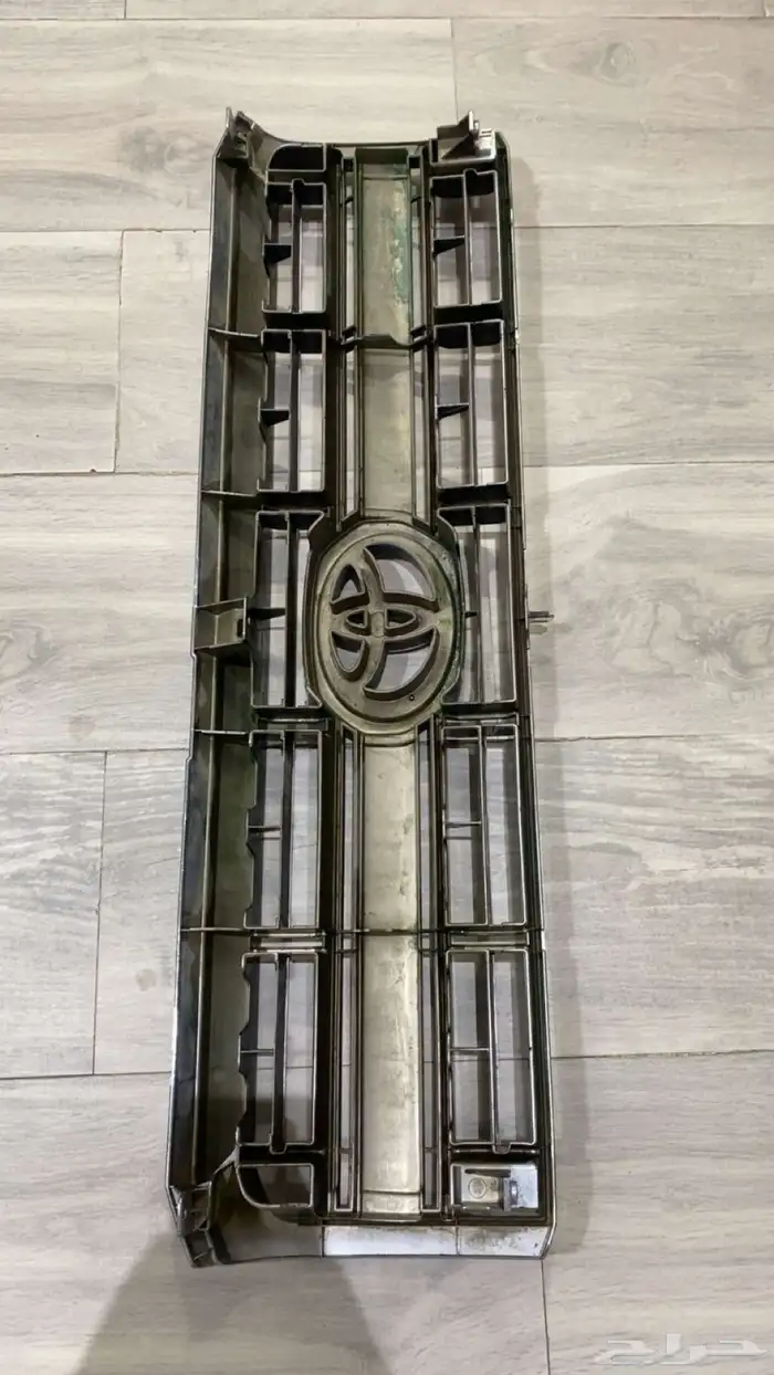 شبك شاص شبه جديد العيوب واضحة في الصورة للبيع على السوم 2