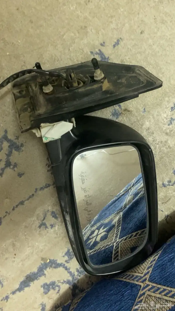 اغراض كورولا 2001-2007 و كامري 2001-2002 7