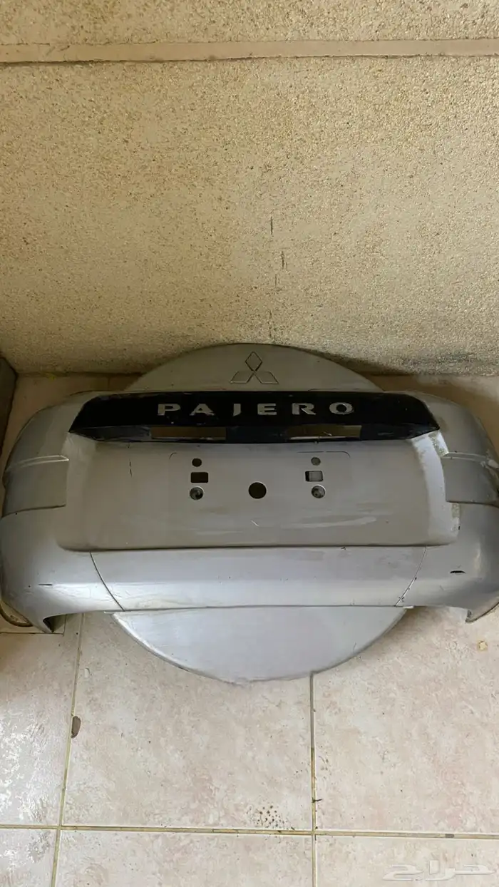 ديكور سبير مستوبيشي باجيرو 0