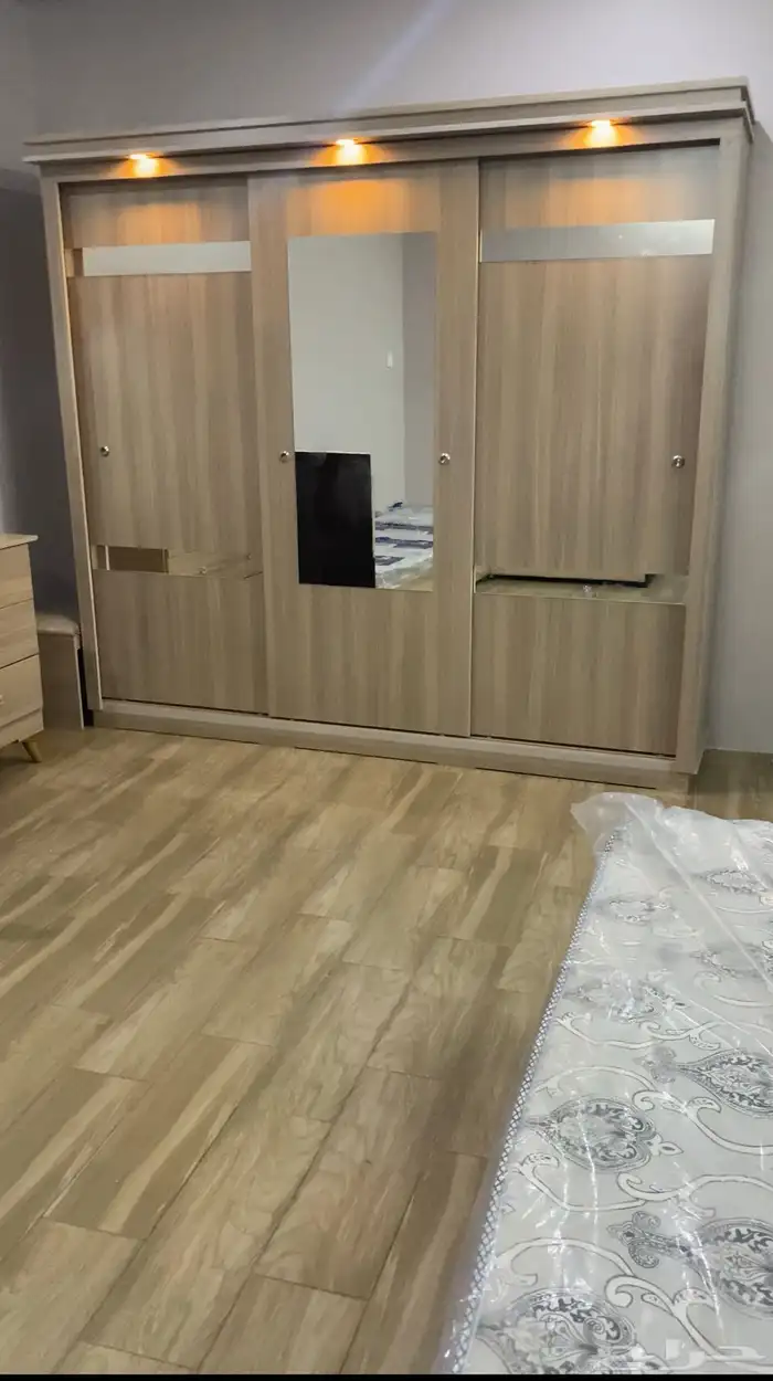 غرفة نوم للبيع 1