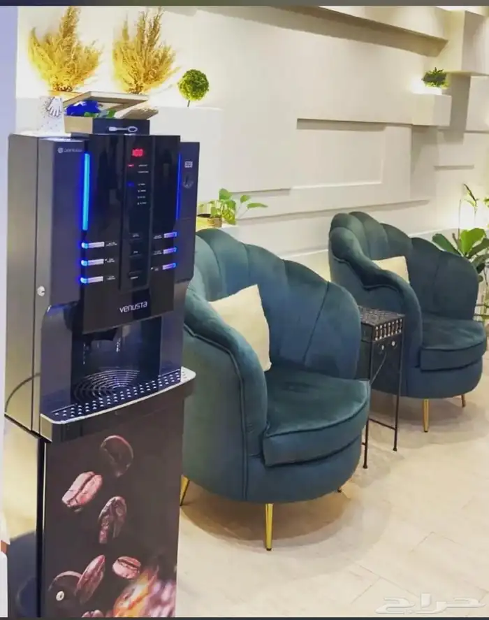 صالون نسائي للتقبيل 3