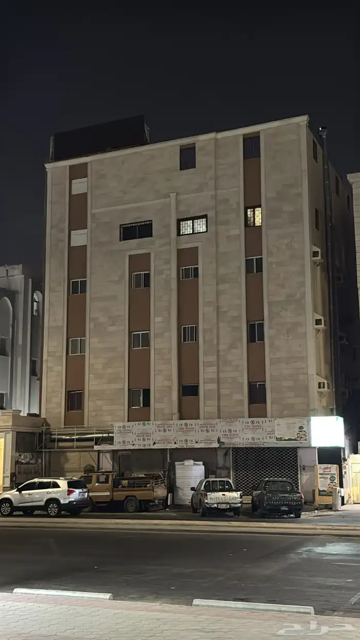 شقق ومحلات للايجار 22