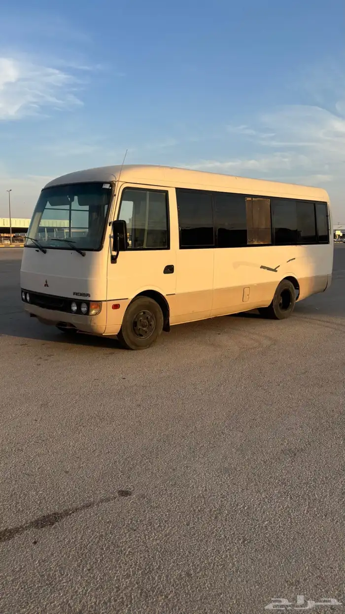 باص مستوبيشي روزا 2003 0