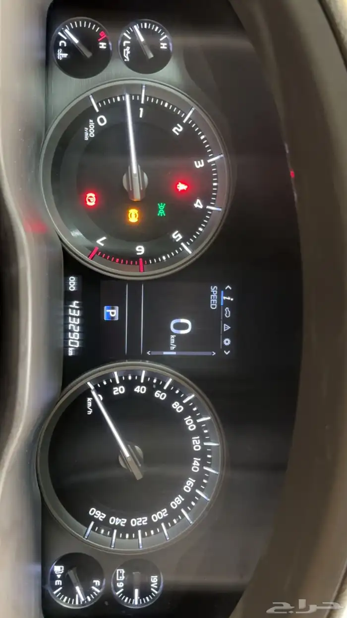 لاندكروزر VXR 1