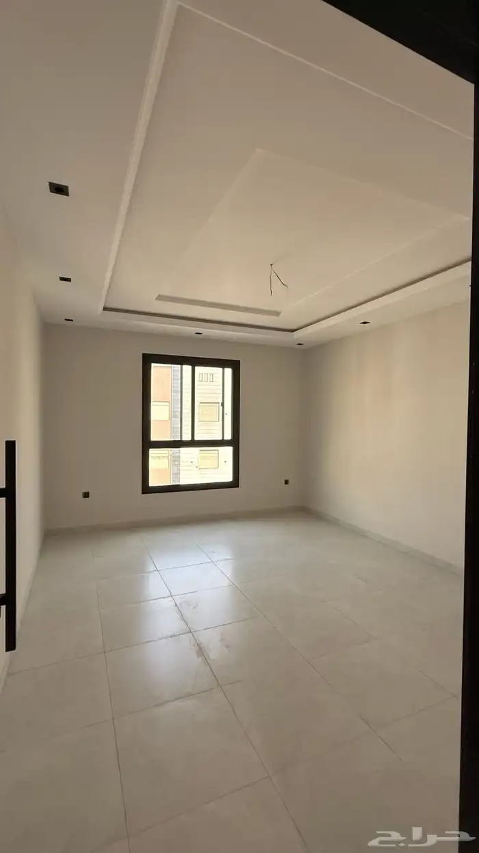 للبيع شقة فاخرة حي الريان الافراغ فوري 24