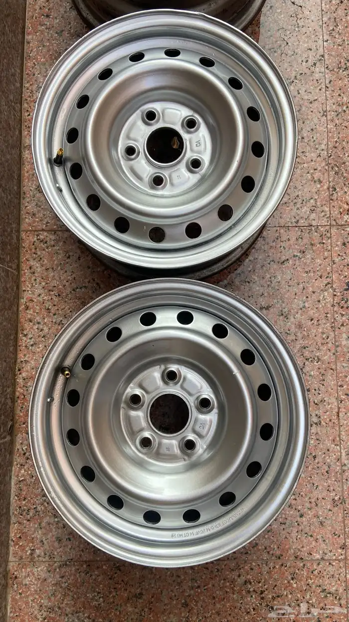 جنوط هايلوكس اصلي مقاس 15 1