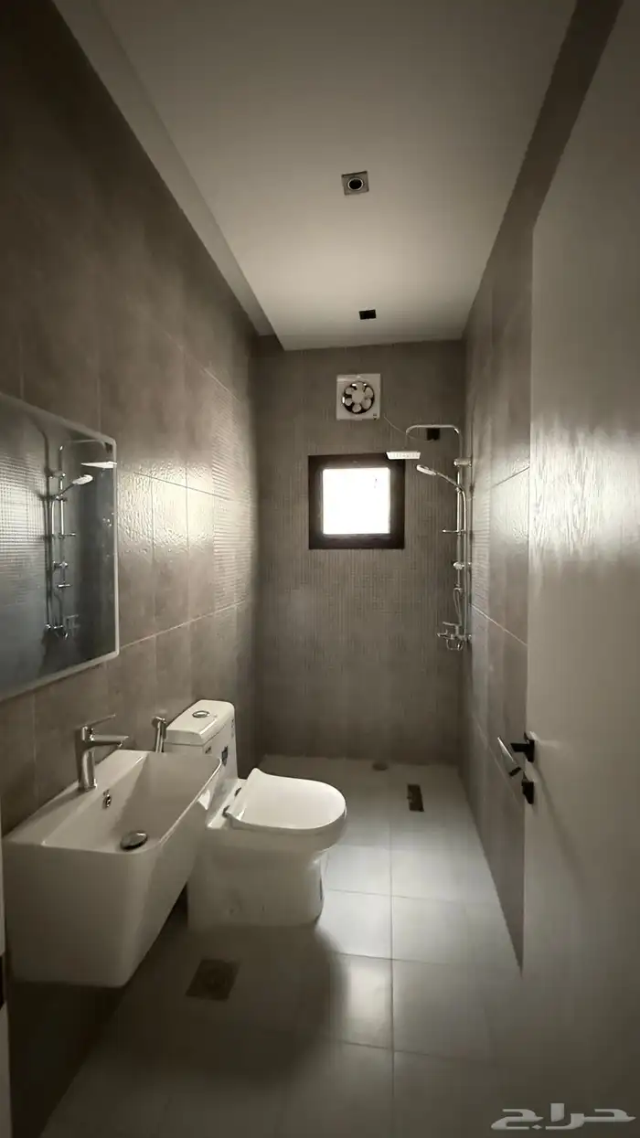 للبيع شقة فاخرة حي الريان الافراغ فوري 36