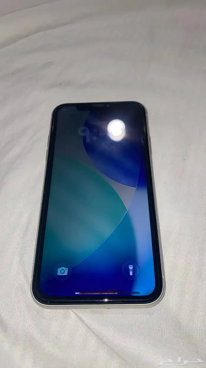 ايفون 11 العادي 1