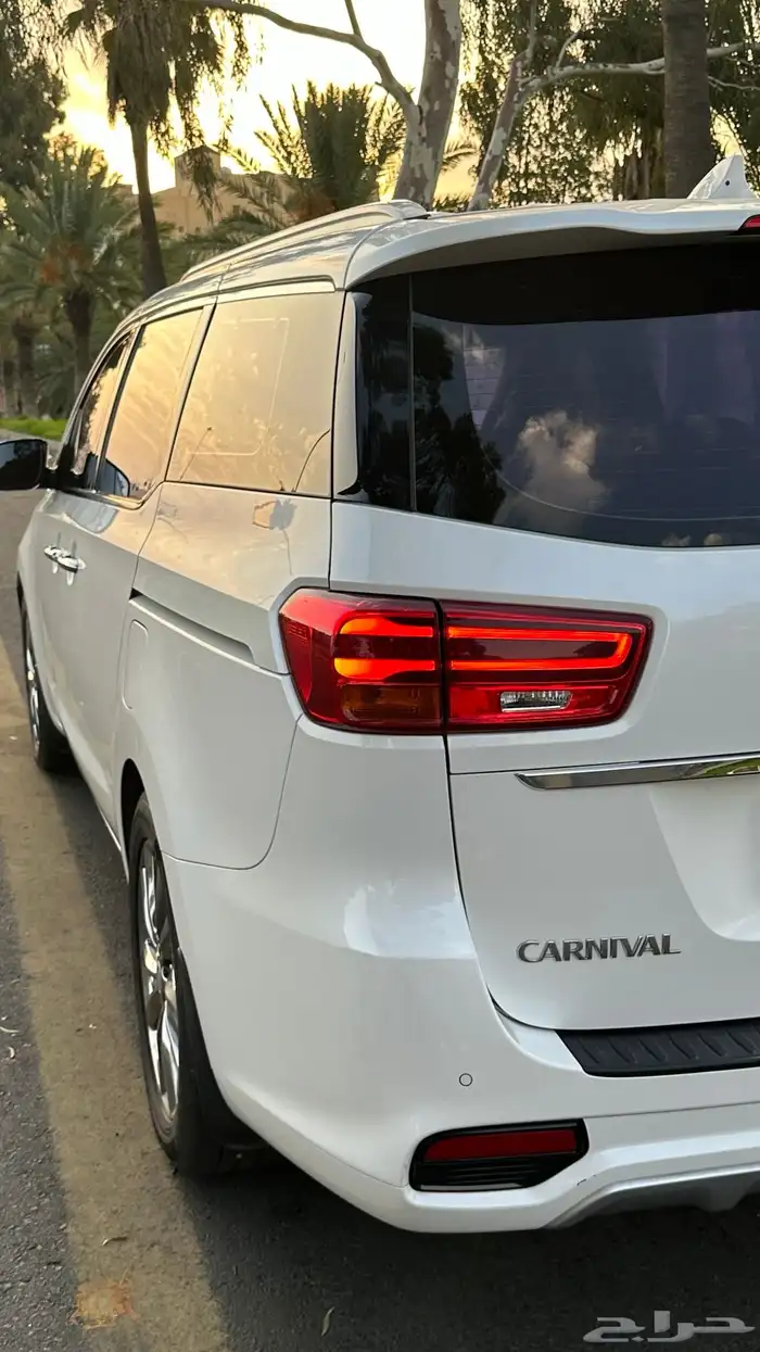 كيا كرنفال ديزل فل كامل 7
