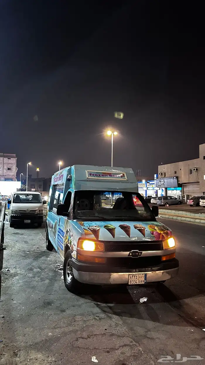 جي ام سي سافانا 2004 سيارة ايسكريم 2