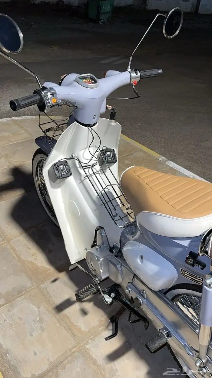 دباب شبيه هوندا. 2