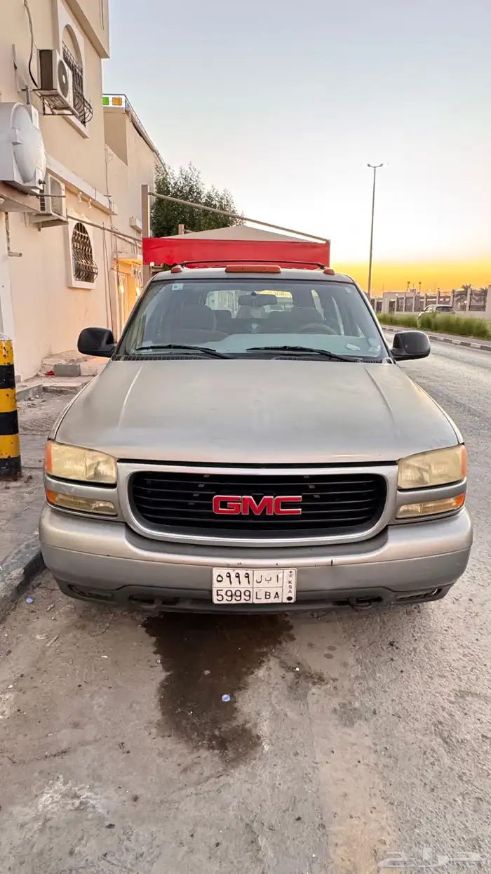 للبيع جمس 2002 ذهبي 0