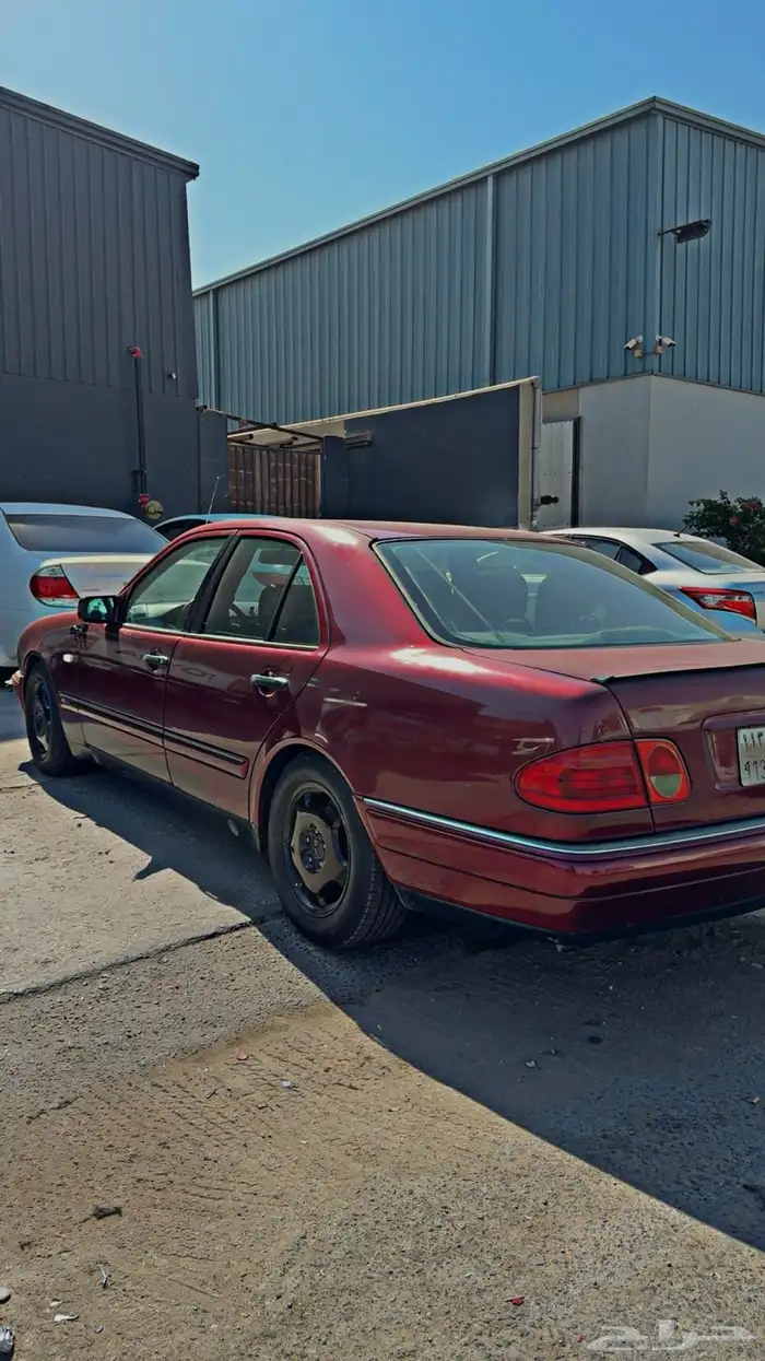 للبيع مرسيدس ابو عيون موديل 1999 4