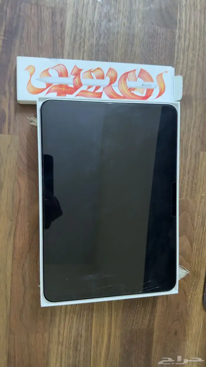 iPad Pro 2024 M4 11  256GB   Apple Pencil   نظيف جد ا 2