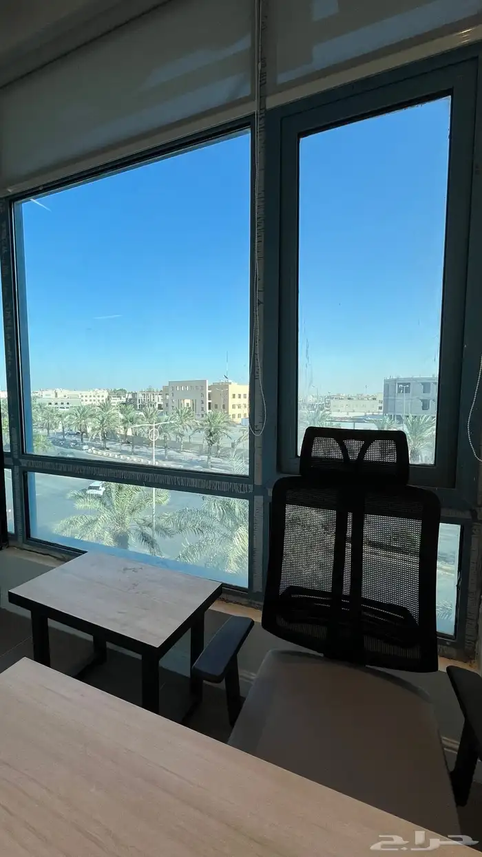 مكاتب فاخرة وجاهزة للإيجار في قلب الرياض 2