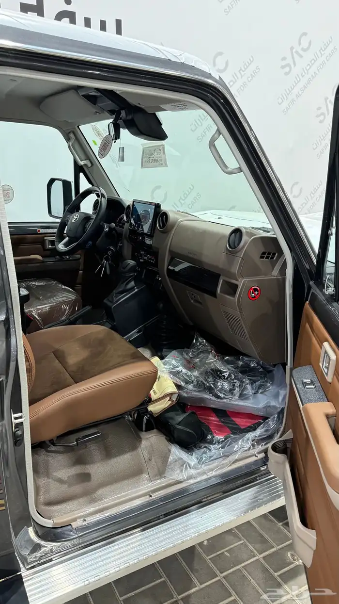 تويوتا   شاص 2025 - ديزل - تماتيك - فل كامل - رمادي - سعردي 5