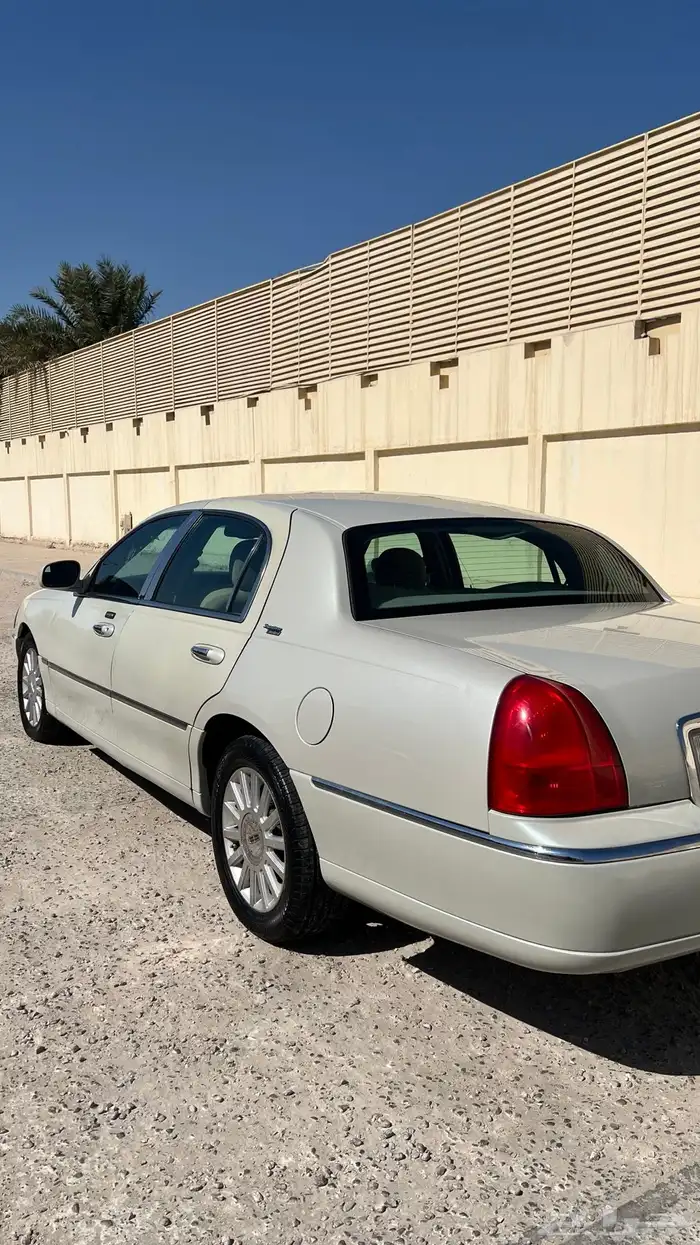 لينكولن تاون كار ليمتد 2006 1