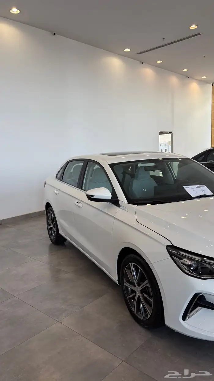 جيلي اميقراند الفل 2025 بسعر حصري لأصحاب الكاش 1