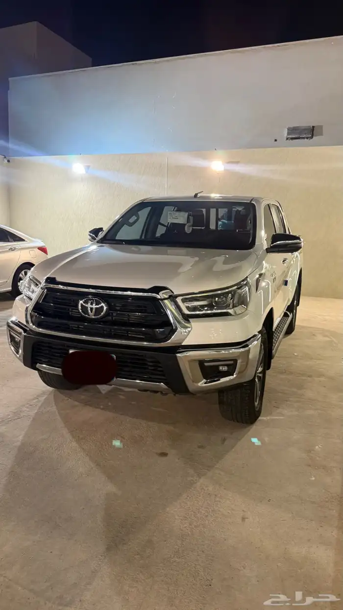 للبيع هايلوكس ديزل2023 قير عادي 0