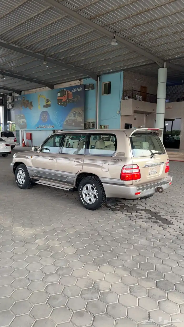 لاندكروزر 2004 سعودي فل كامل (تم البيع) 3