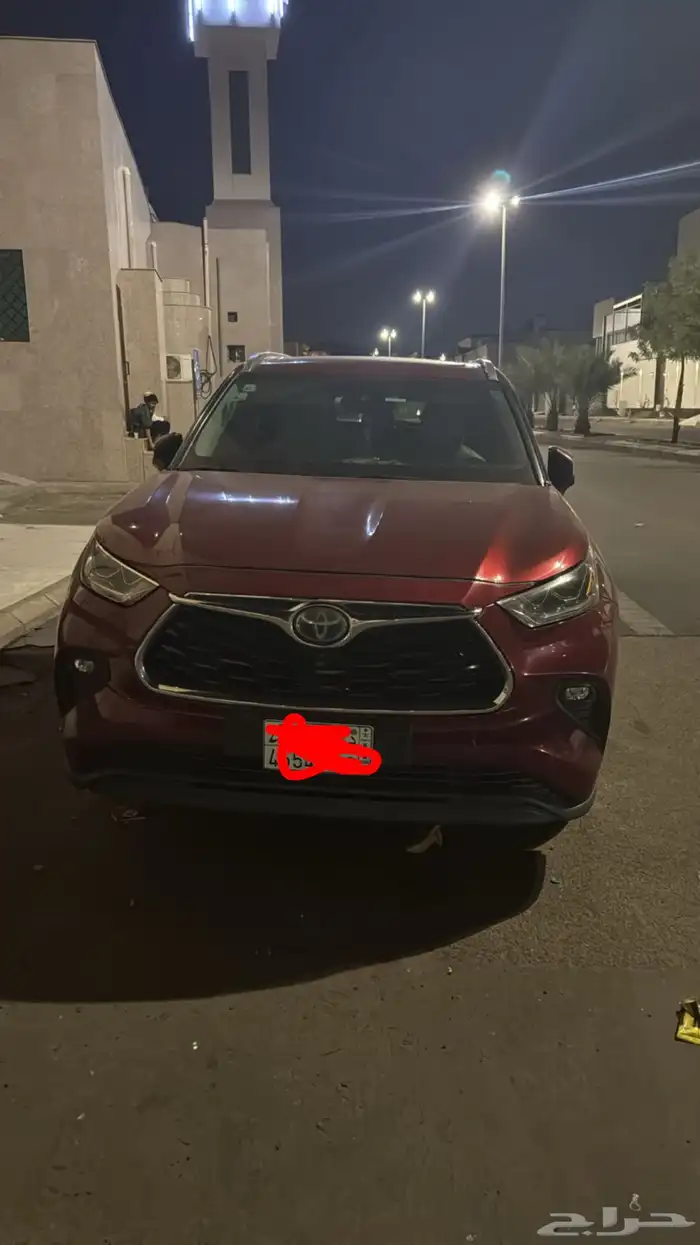 تويوتا هايلاندر أحمر 0