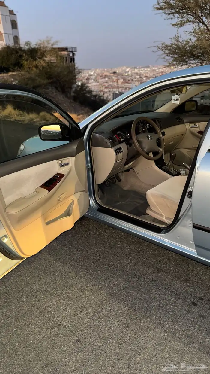 كرولا بكس 2005  XLI 6