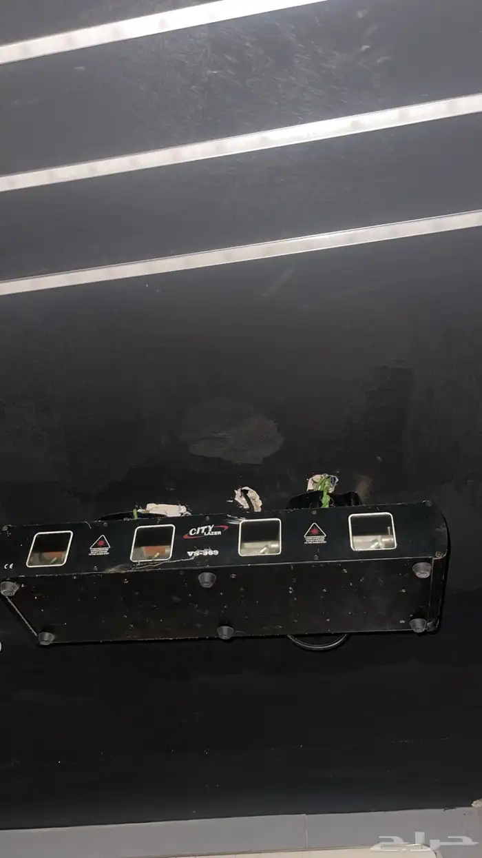 اثنين ليزر واحد دوار والثاني 4 عدسات 1