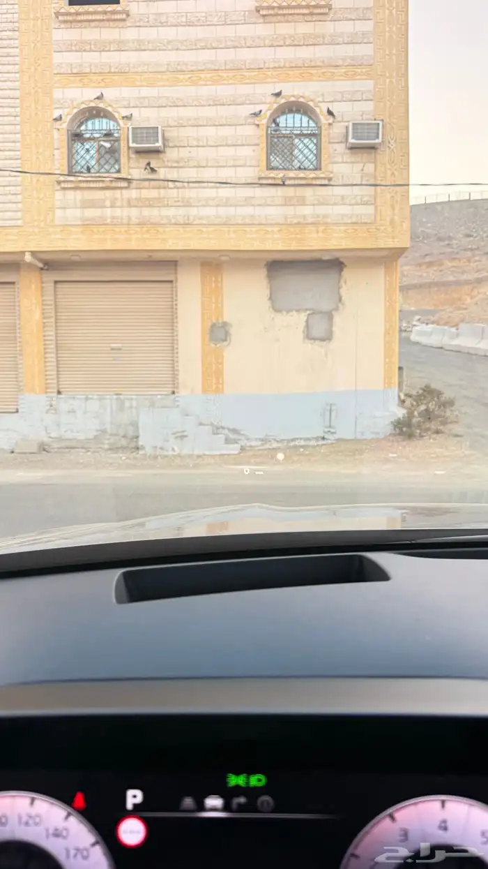 كيا K8 - بنزين - V6 - فل اوبشن بحالة الوكالة 19