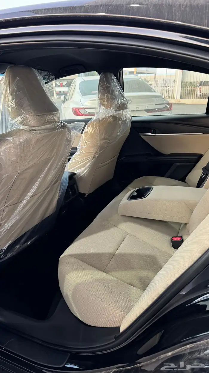 تويوتا كامري 2025 بنزين E جنوط بصمة سعودي جميع الالوان 4