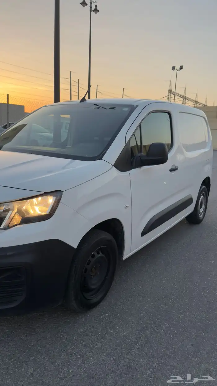 بيجو بارتنر 2022 فان بضاعة ديزل 1