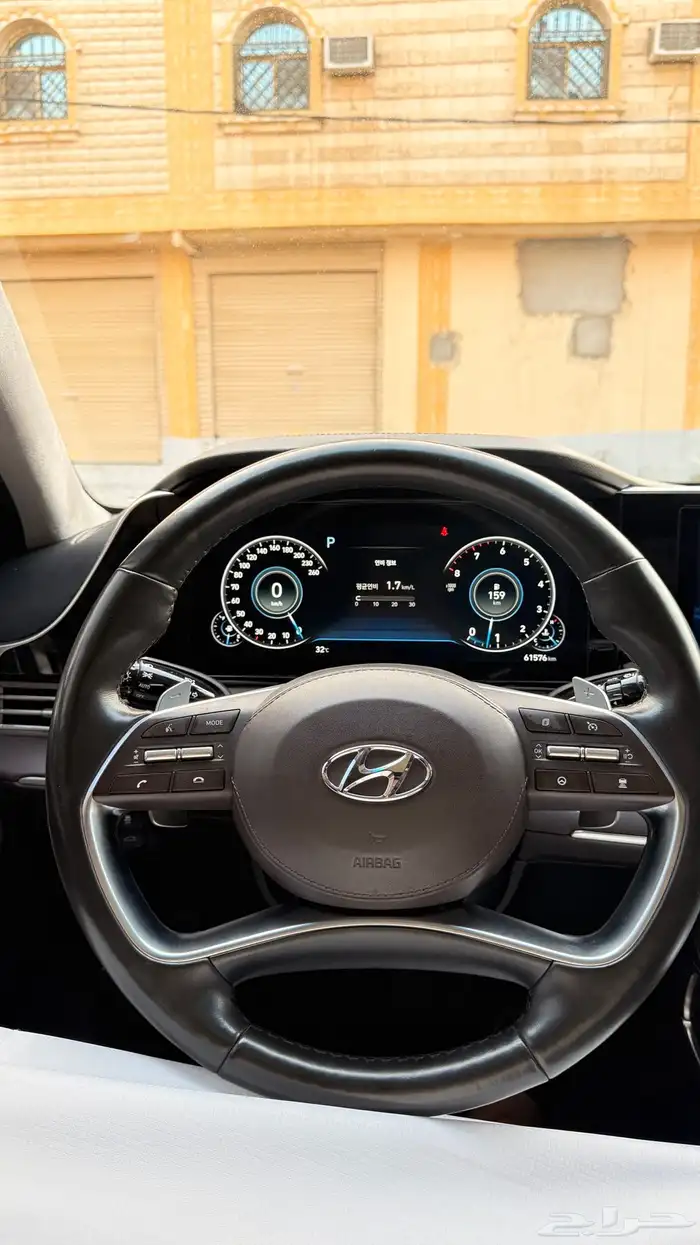 هونداي ازيرا 2020 ( بنزين) v6 فل كامل بانوراما 9