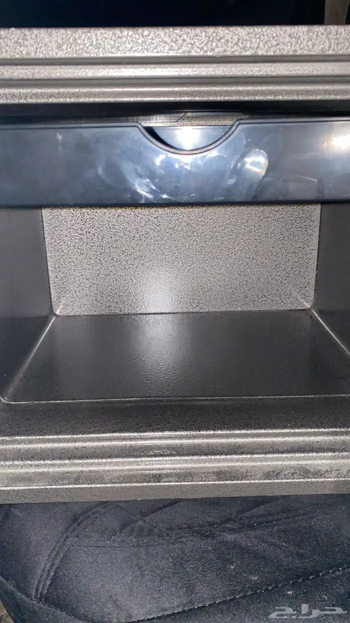 خزنه حديد متين بمفاتيحها 2